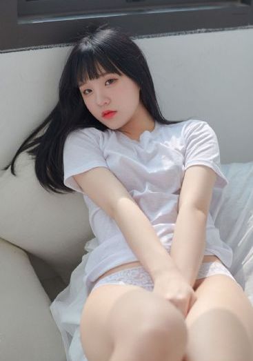 丰满的女教师