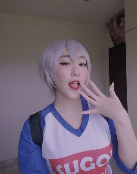 年轻的家教老师