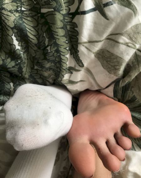 两个领导在车里吃我奶h视频