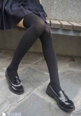 周深是男还是女歌手