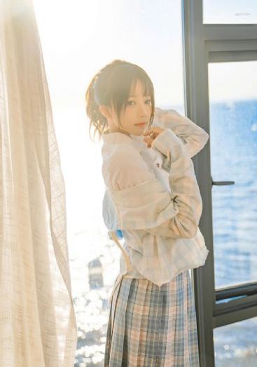 从天而降的少女