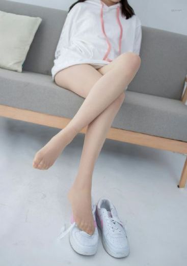 乡村女教师乱淫交dvd