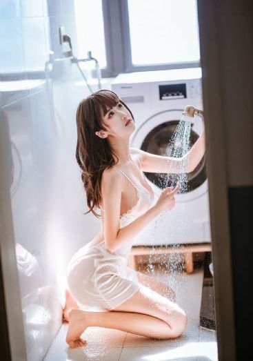 欧美吃奶三级特黄