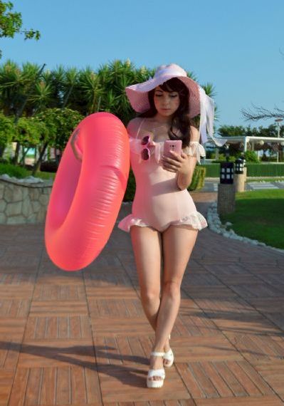 爱我多深莫妮卡电影