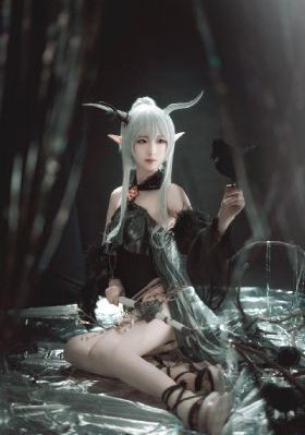 下面有根棒棒糖