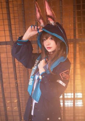 美人如玉